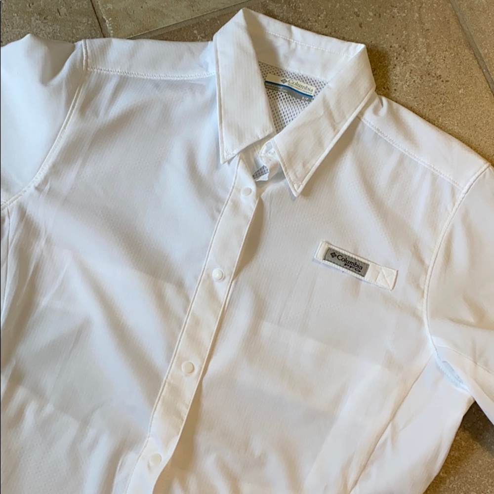NWOT Bright White Columbia PFG women’s Shirt
